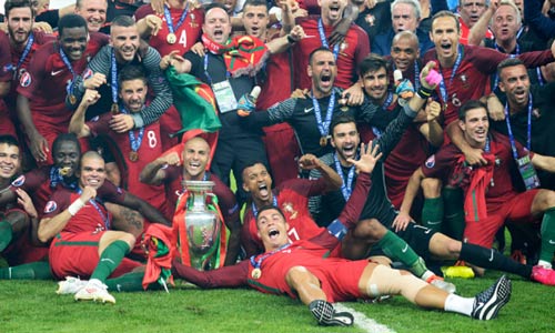 Bồ Đào Nha vô địch "xấu xí": Đó có phải là bóng đá